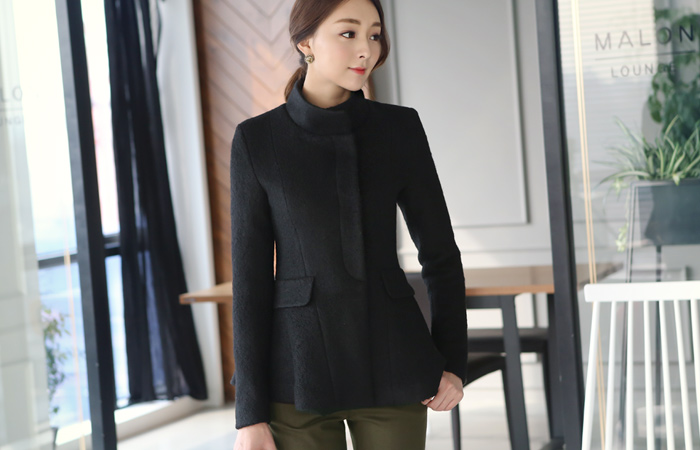 部分keulul高龄波浪群/喇叭裙短皮大衣