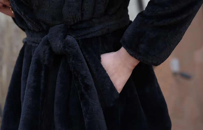 水貂皮波浪群/喇叭裙连帽外套