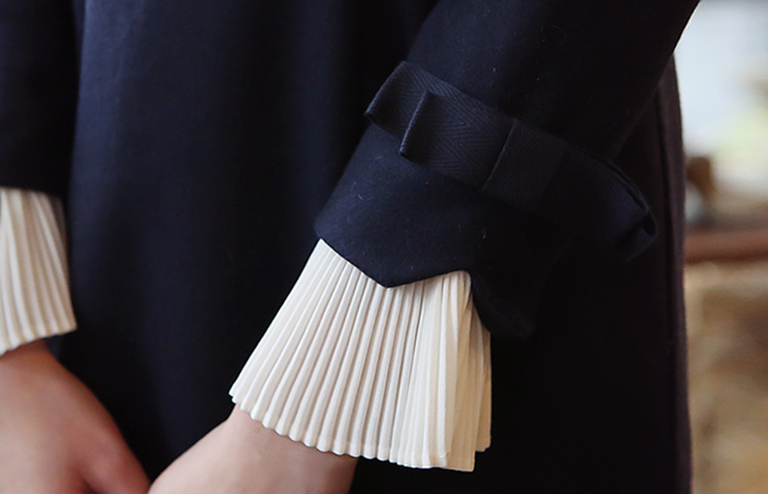 百褶丝带零售连衣裙（冬季）