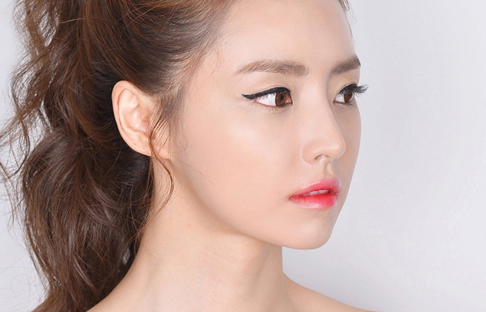 光泽的乳液唇彩