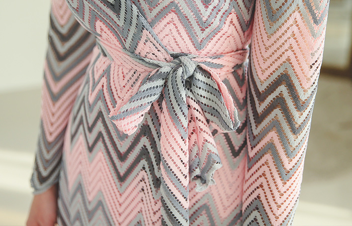 印花字形裹身裙