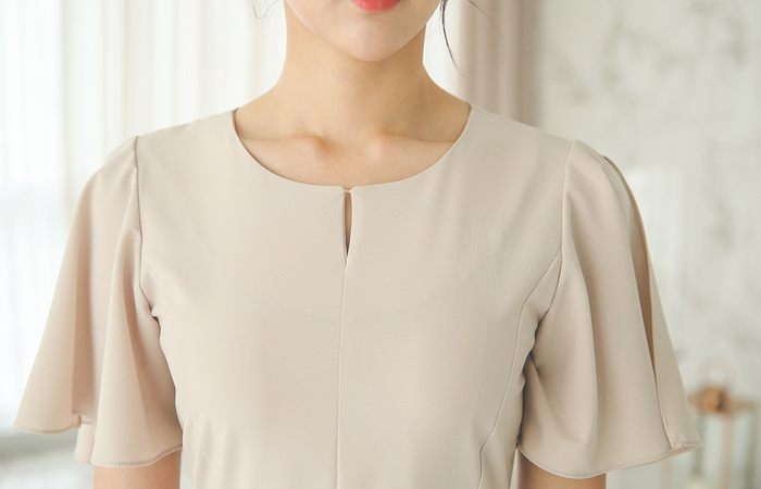 优雅缝翼连衣裙