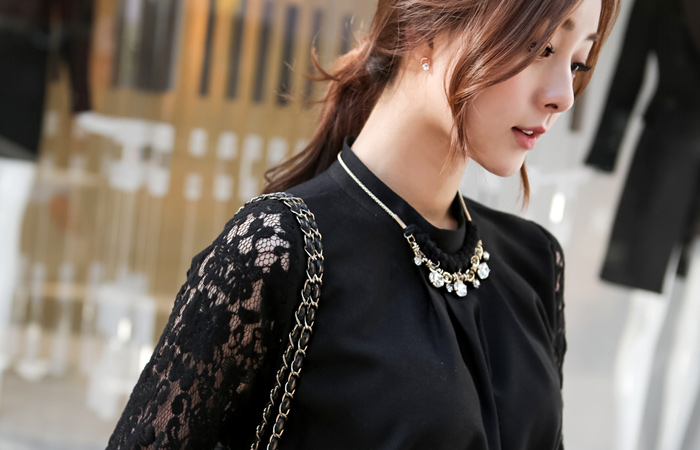 拉丝花边褶饰领女衬衫