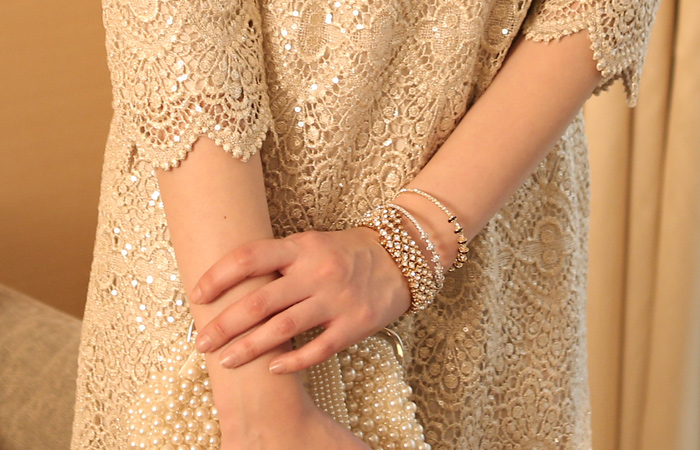 圆润的立方体手镯