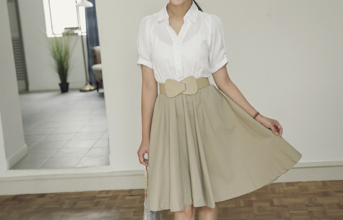 衬衫配色波浪群/喇叭裙连衣裙