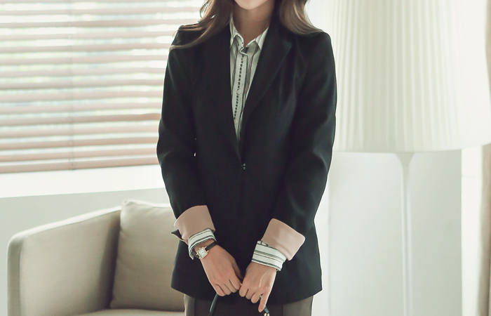 卡拉色超薄半袖外套