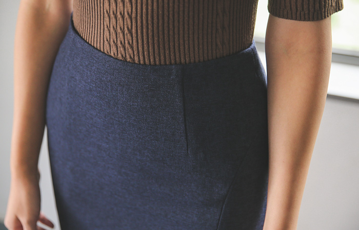 Bokasi曲线切口裙子