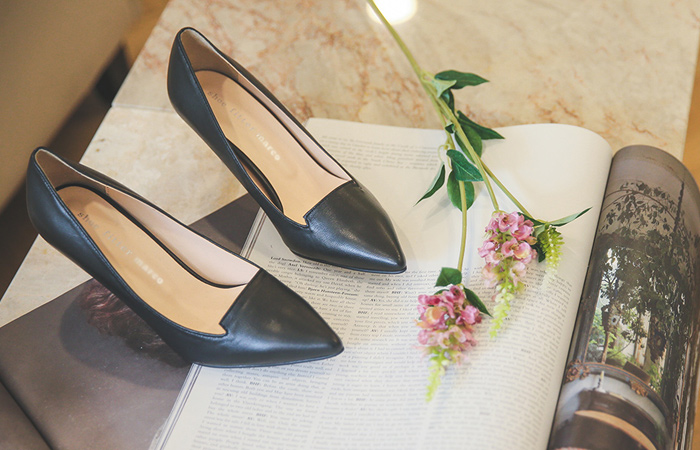 牛皮脚跟泵狭缝