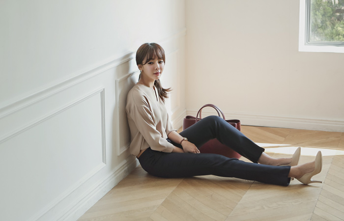 简单修身宽松长裤