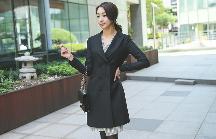 阿尔文·泰勒双排扣外套