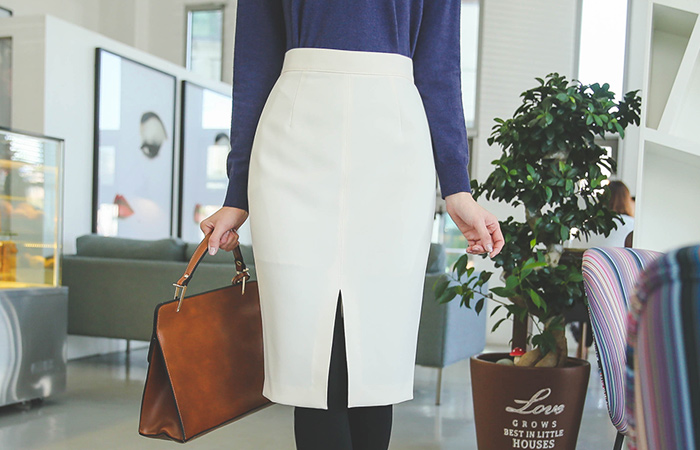 女人高MIDI缝裙子（秋天）