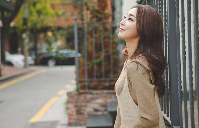 休闲针织衫紧身连衣裙