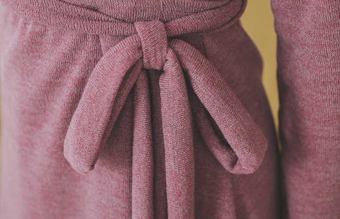 Bokasi针织衫包裹波浪群/喇叭裙连衣裙