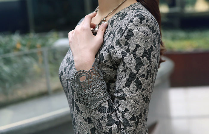 奢华裙双色蕾丝连衣裙