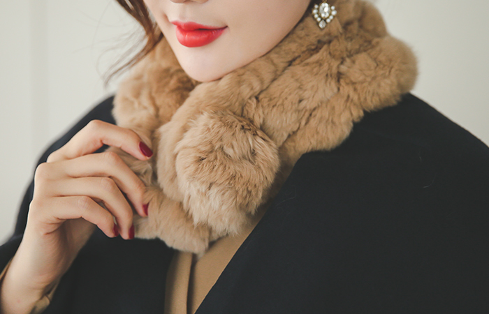 Wangbangul短皮草披肩