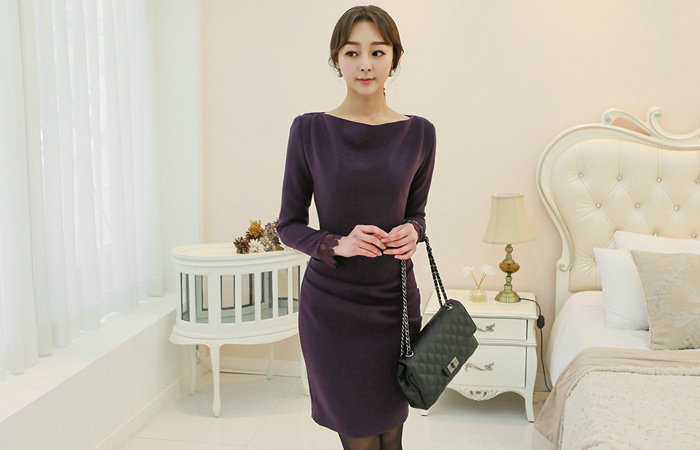 蕾丝袖口窗帘连衣裙