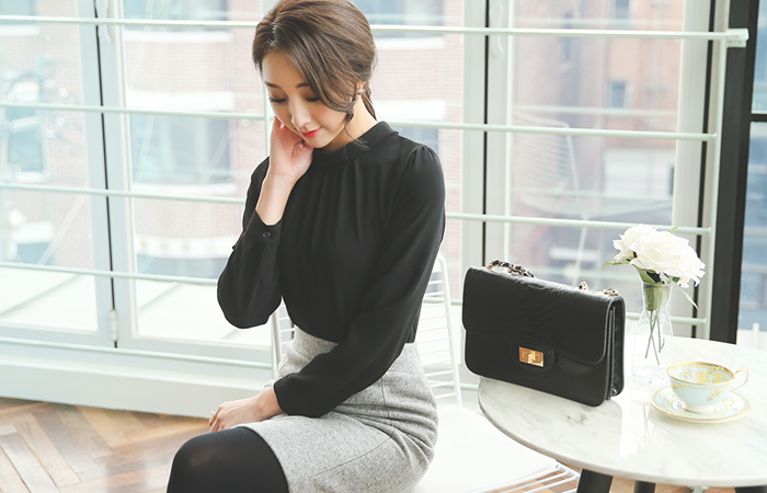 玛丽亚剪切rolnek女衬衫