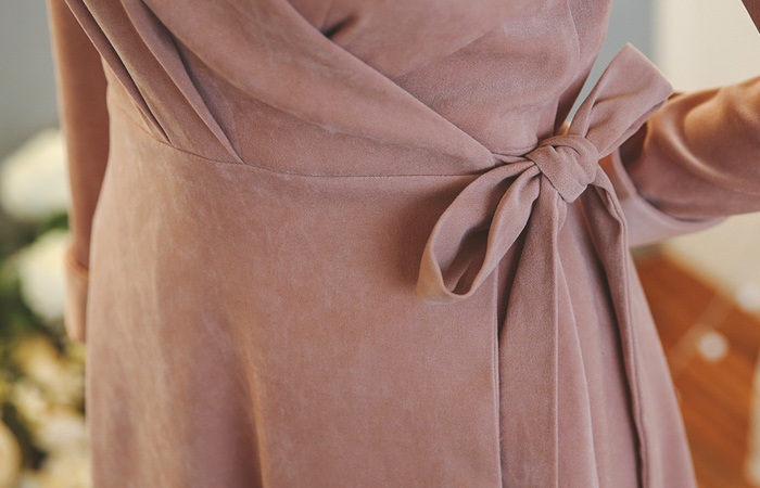 翻毛皮包裹波浪群/喇叭裙连衣裙