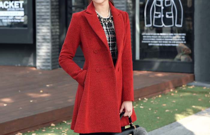 部分keulul一个线条束腰呢子大衣