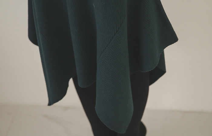 百合聚集切割长款针织衫连衣裙