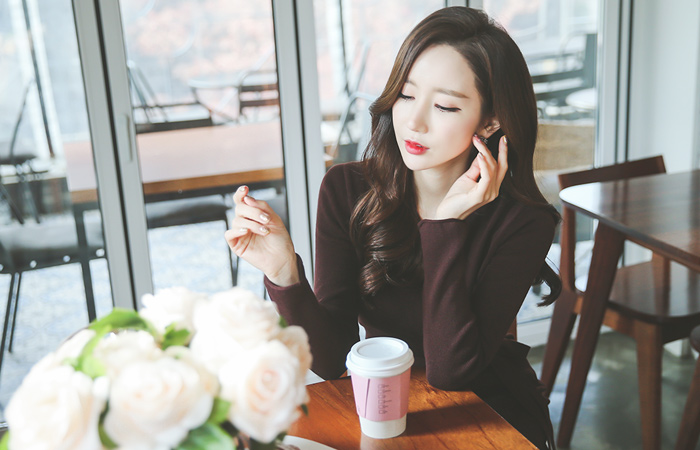 缝包针织衫连衣裙