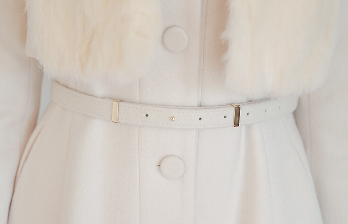 最佳浪漫触发器一个线条呢子大衣