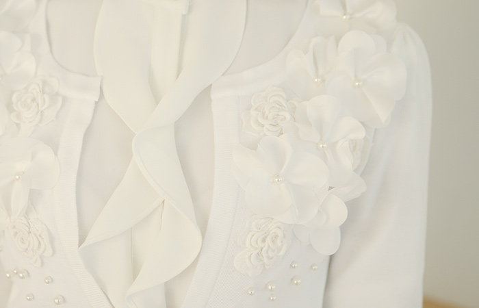 绸缎花珍珠开衫