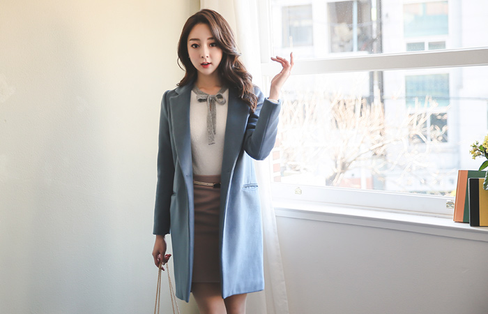 基本的羊驼毛触摸呢子大衣