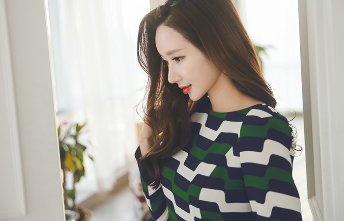 地球图案配色连衣裙