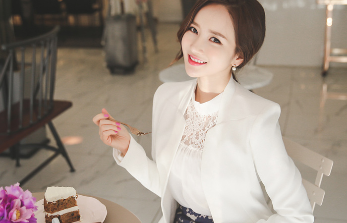 简单方形纯色外套半