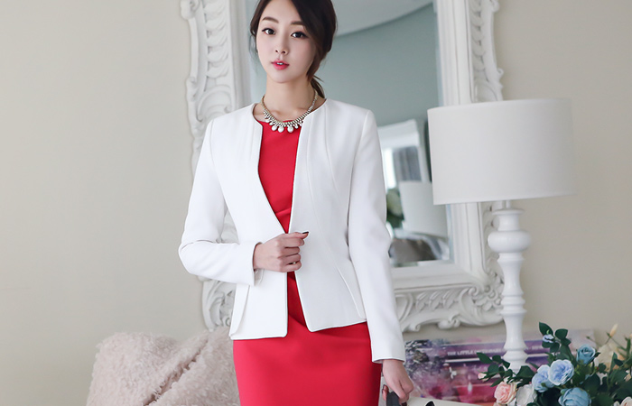 简单圆形切口跨度夹克