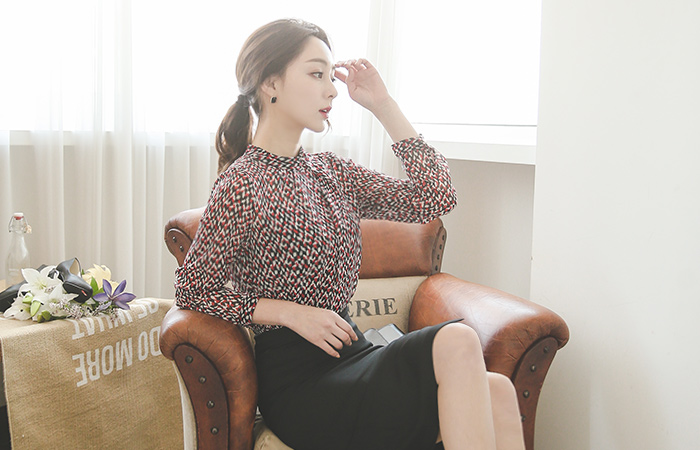 尾身幸次玻璃点女衬衫