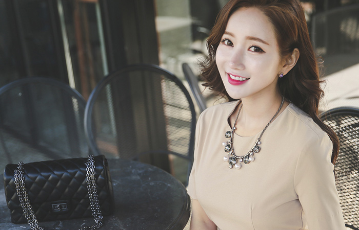 美人鱼广场腰带连衣裙