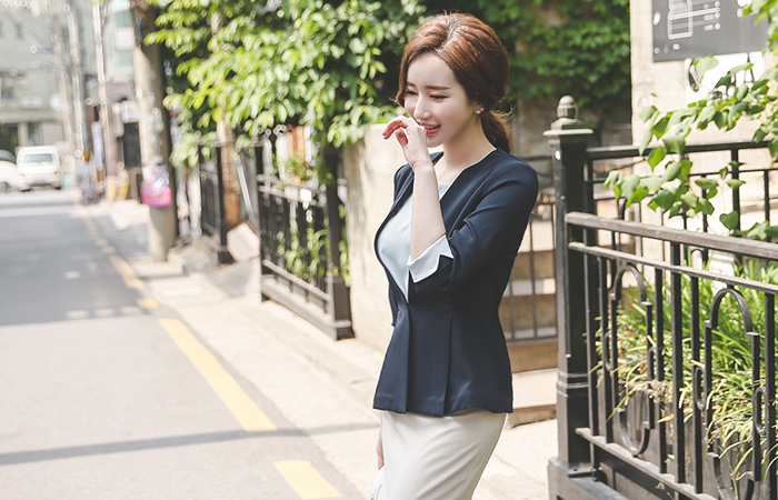 百褶辣椒李子零售方案外套