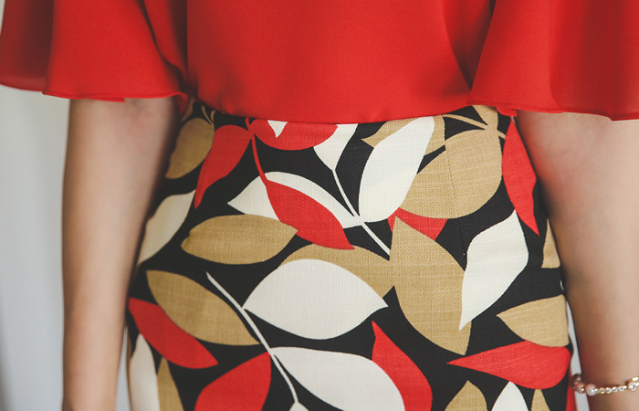 生动的叶子亚麻裙子