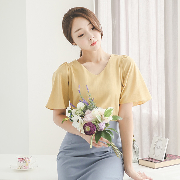 甜蜜褶饰肩亚麻女衬衫