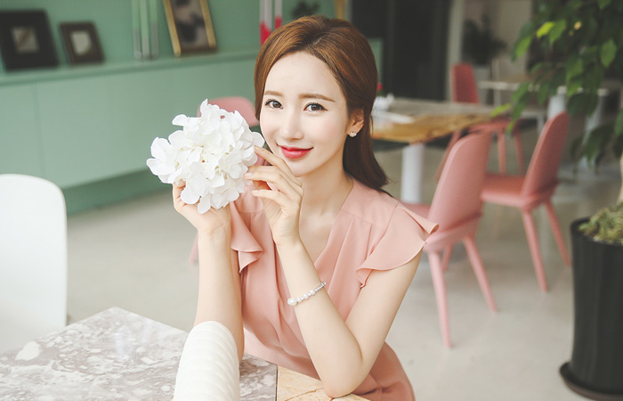 荷叶裹零售量波浪群/喇叭裙连衣裙