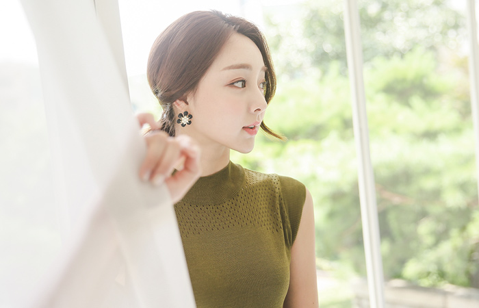 印花半极性帽袖针织衫