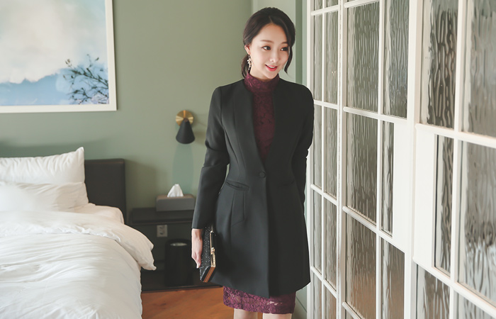 四舍五入纯色一个线条长外套