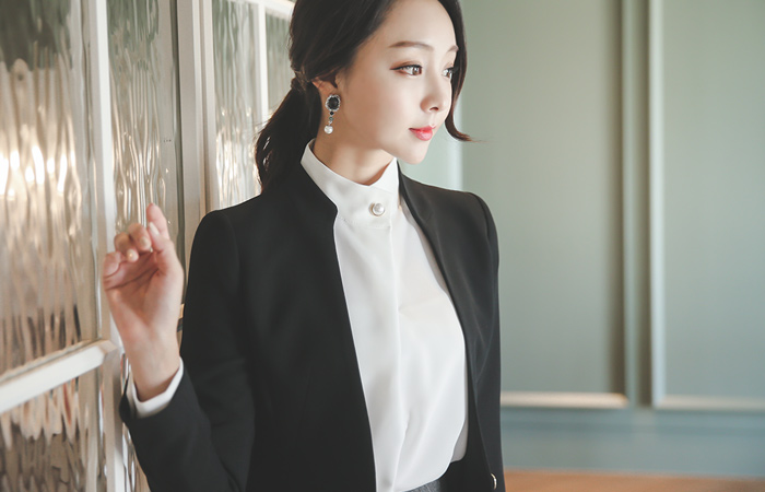 缎彩hayinek卡拉修身外套（秋天）