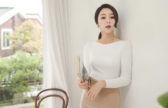 缓存触摸修身船领针织衫