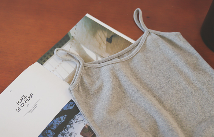 沥青刷基本的无袖上衣