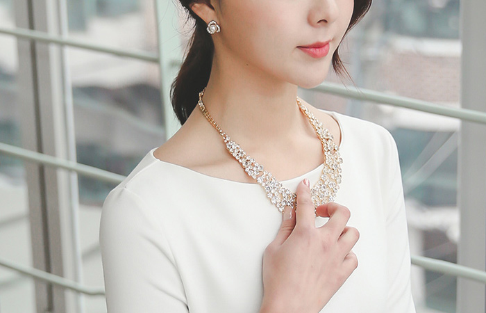 贵族权利人立方体项链