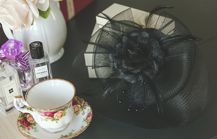 黑夫人面纱胸花