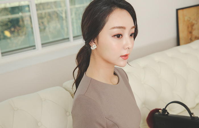 最少马里昂实验室切口连衣裙