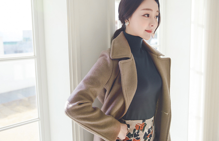 女人马海毛羊毛海沟风衣