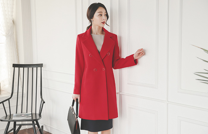 半园Sihoo双羊毛大衣搭配金色纽扣