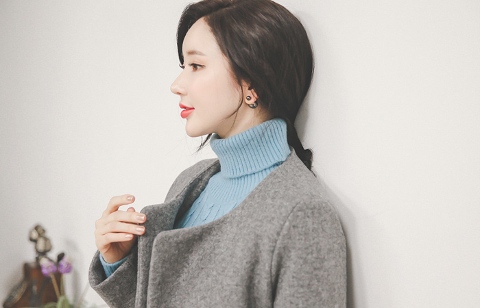 每日圆领束腰呢子大衣