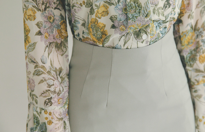 粉彩弹力ħ线条裙子