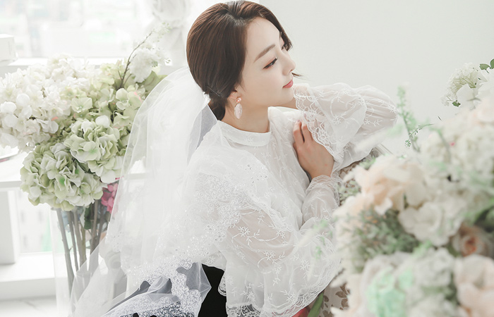 纯粹分层折叠女人衬衫